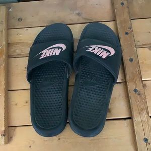 Nike slides
